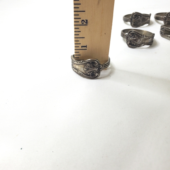 Spoon Handle Silver Set Of 6 Napkin Rings - Picture 10 of 10